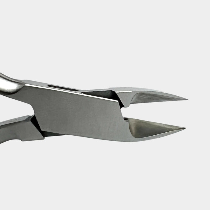 Nail pliers - Straight cut - 13 cm - Flat jaws 16 mm - Rotating spring - Stainless steel - Essential by My Podologie Essential