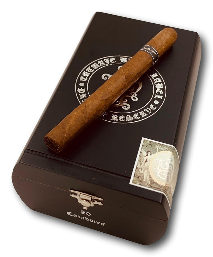 Tatuaje Black Label Cazadores