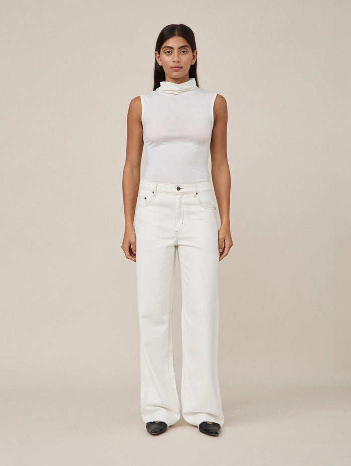 01 Turtleneck Singlet in Ivory