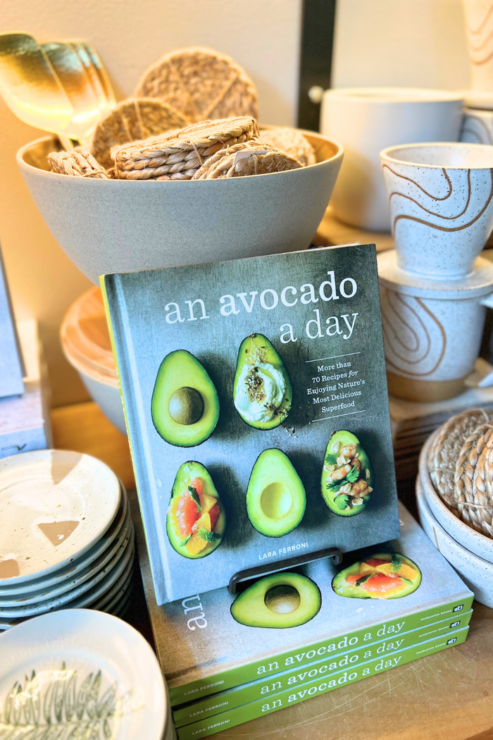 An-Avocado-A-Day-More-than-70-Recipes-for-Enjoying-Natures-Most-Delicious-Superfood-by-Lara-Ferroni