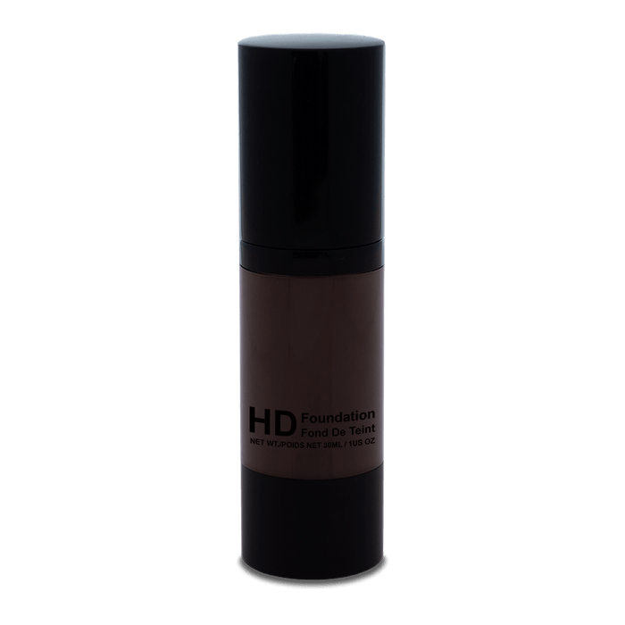 HD Liquid Foundation 113 (Cocoa) with smooth, buildable coverage.