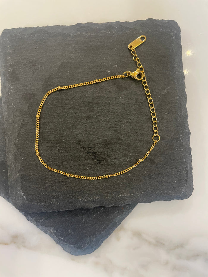 Bella Dainty Bracelet