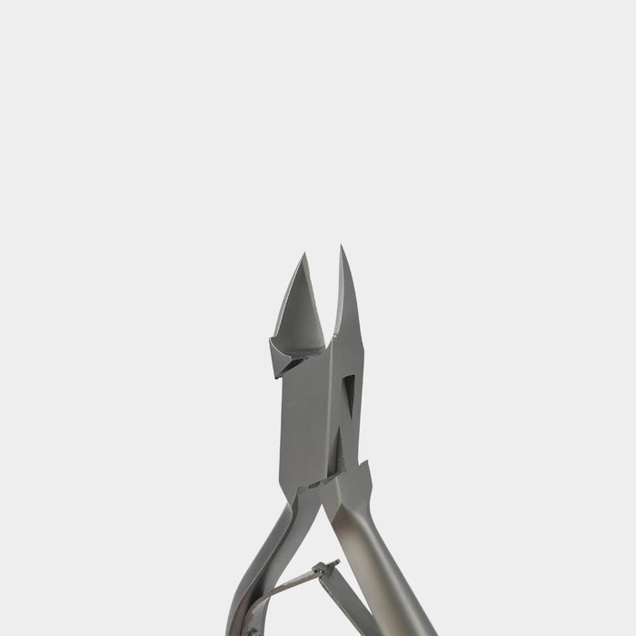 Nail pliers - Straight cut - Tapered and thin jaws - 13 cm - Stainless steel - Essential by My Podologie