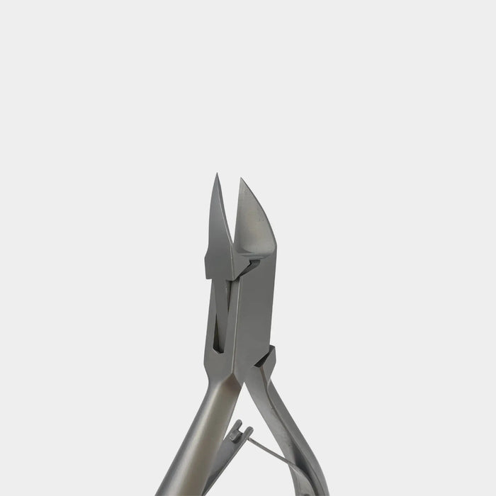 Nail pliers - Straight cut - Tapered jaws - 13.5 cm - Stainless steel - Straight nose - Essential by My Podologie