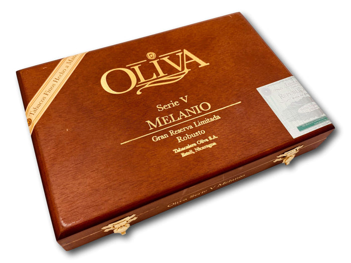 Oliva 'V' Melanio Robusto