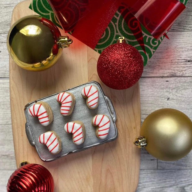Tiny Christmas Tic Tac Toe Multi-Cutter and Dough Poppers