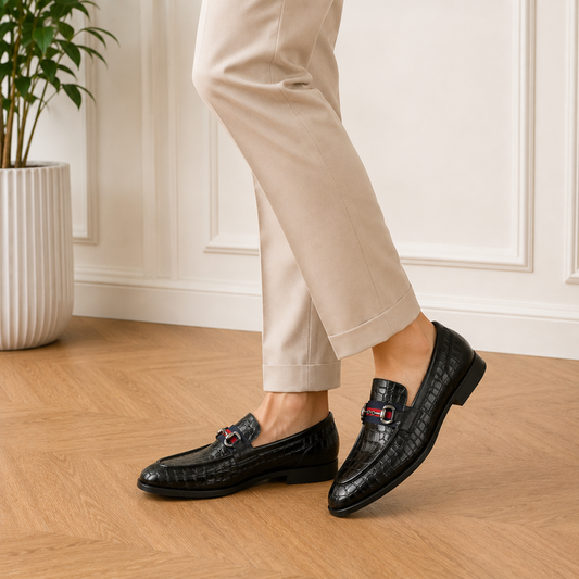 Tresmode Swed Black Men's Leather Loafers